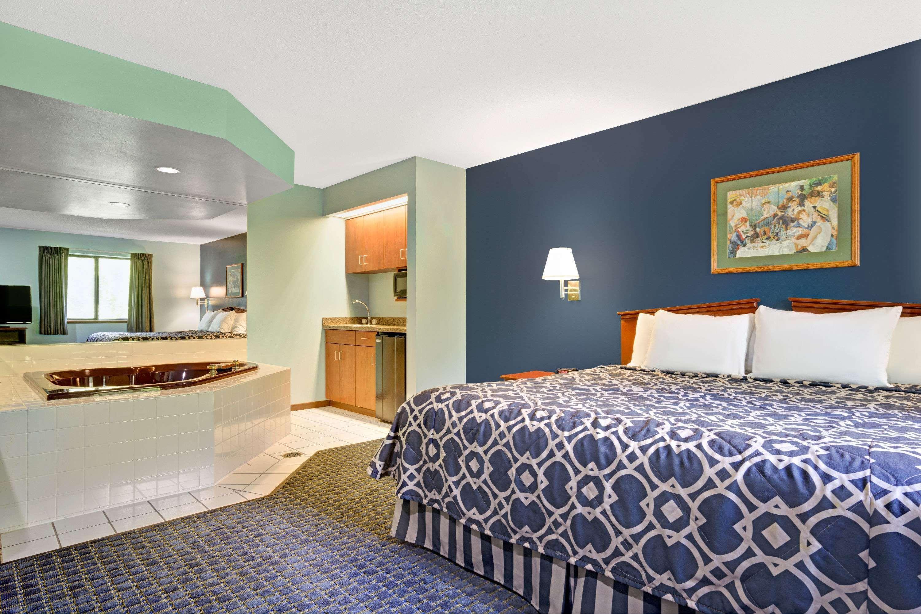 Hotel Super 8 By Wyndham Hudson Esterno foto
